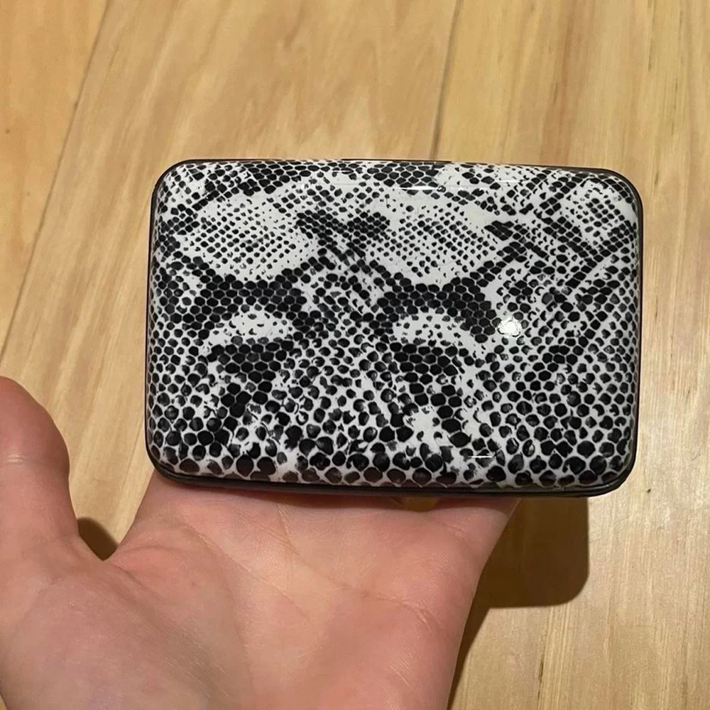 Black and White Snakeskin Card Holder